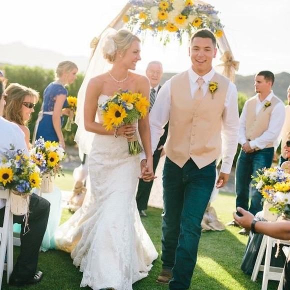 Meet your Posher, Danielle - Picture 5 of 8